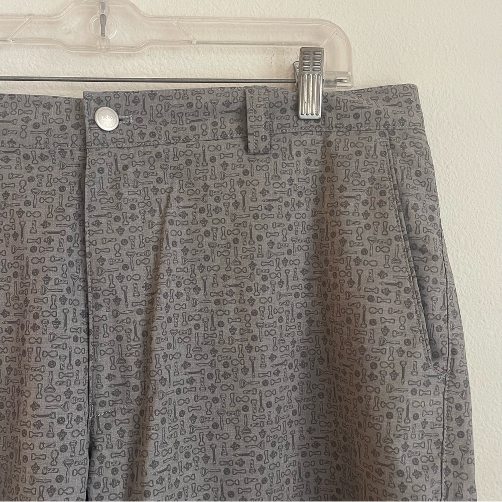 Peter Millar Bottle Opener Pattern Performance Sh… - image 1